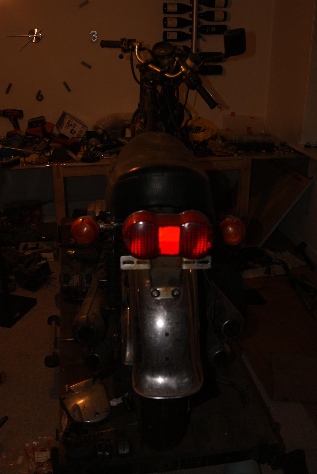 Suzuki GT 550 - under samling billede 11