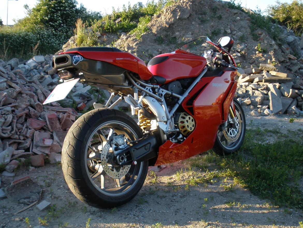 Ducati 749 billede 2