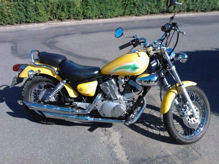 Yamaha virago 250 - efter vask og klar til at stå vinteren over billede 6