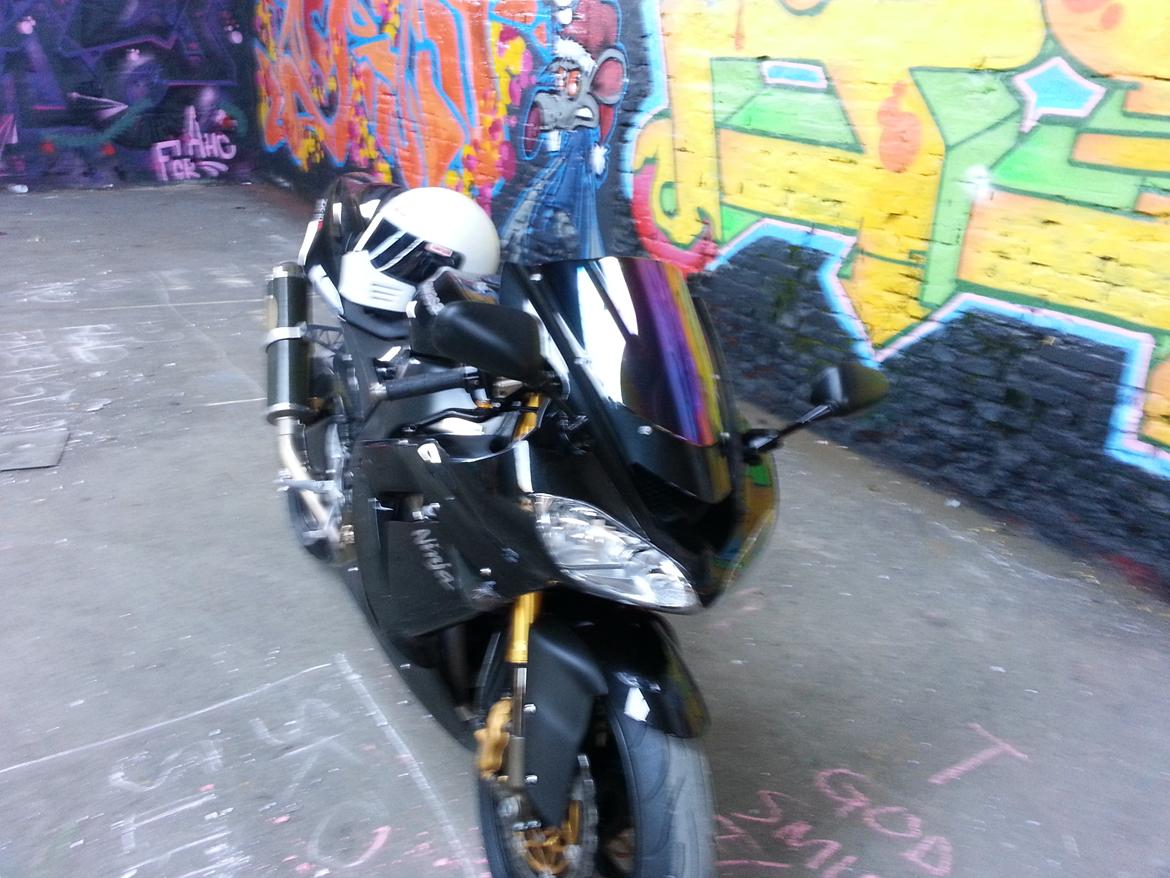 Kawasaki ZX10R billede 8