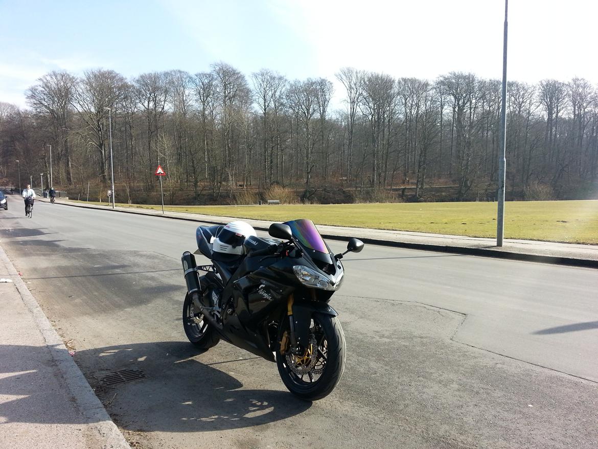 Kawasaki ZX10R billede 3