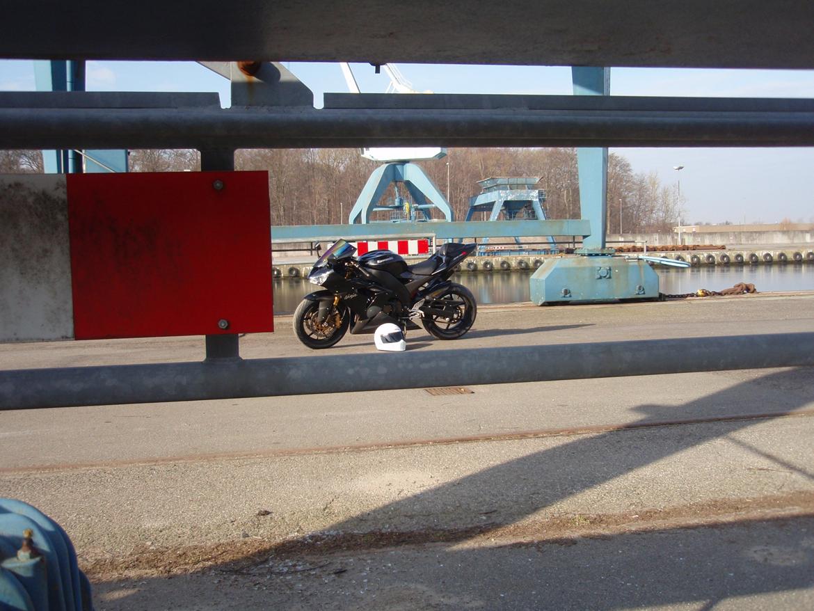 Kawasaki ZX10R billede 16