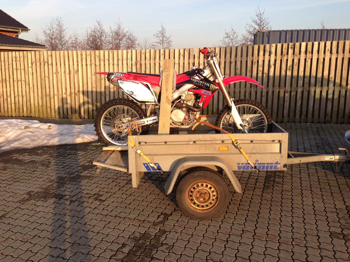 Honda CRF 450 R - Så er der pakket og vi er klar til at rulle:) billede 8