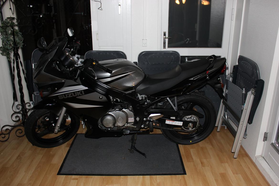 Suzuki GS 500 F K7 billede 1