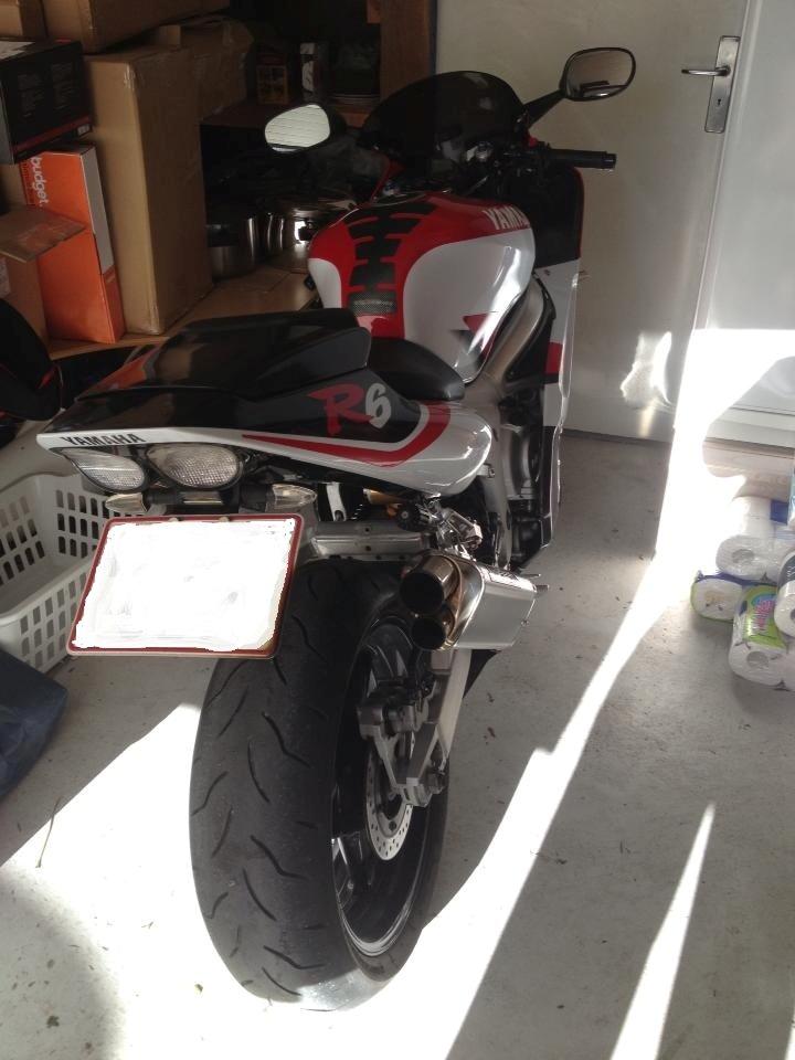 Yamaha yzf R6 billede 3