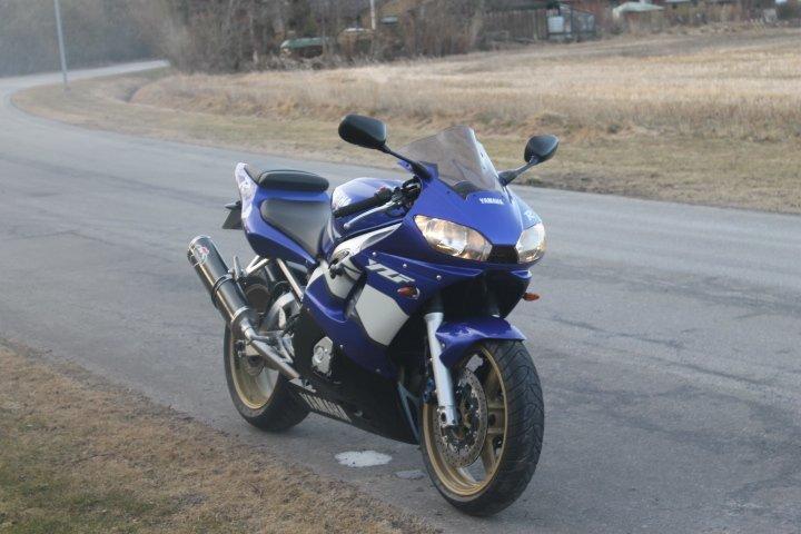 Yamaha R6 billede 16