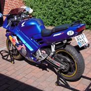 Honda CBR 600 f2