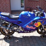 Honda CBR 600 f2