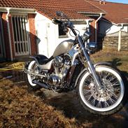 Suzuki vs 750 Intruder