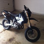 Suzuki DR-Z 400 SM Solgt
