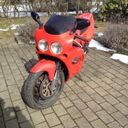 Suzuki Gsx 400 ( Gsxr 400 )