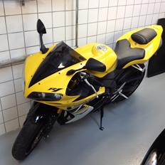 Yamaha YZF R1 Anniversary Edition "SOLGT"