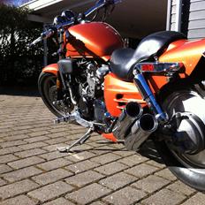 Honda ¨Super Magna