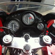 Honda CBR 600 F2 PC25