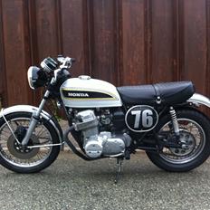 Honda CB 750 K6
