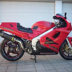 Honda VFR RC36-2