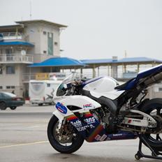 Honda CBR 1000 RR SC 57