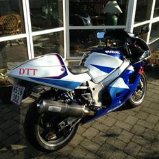 Suzuki gsxr 600 srad