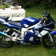 Yamaha Yzf R6 [Tidl Motorcykel]