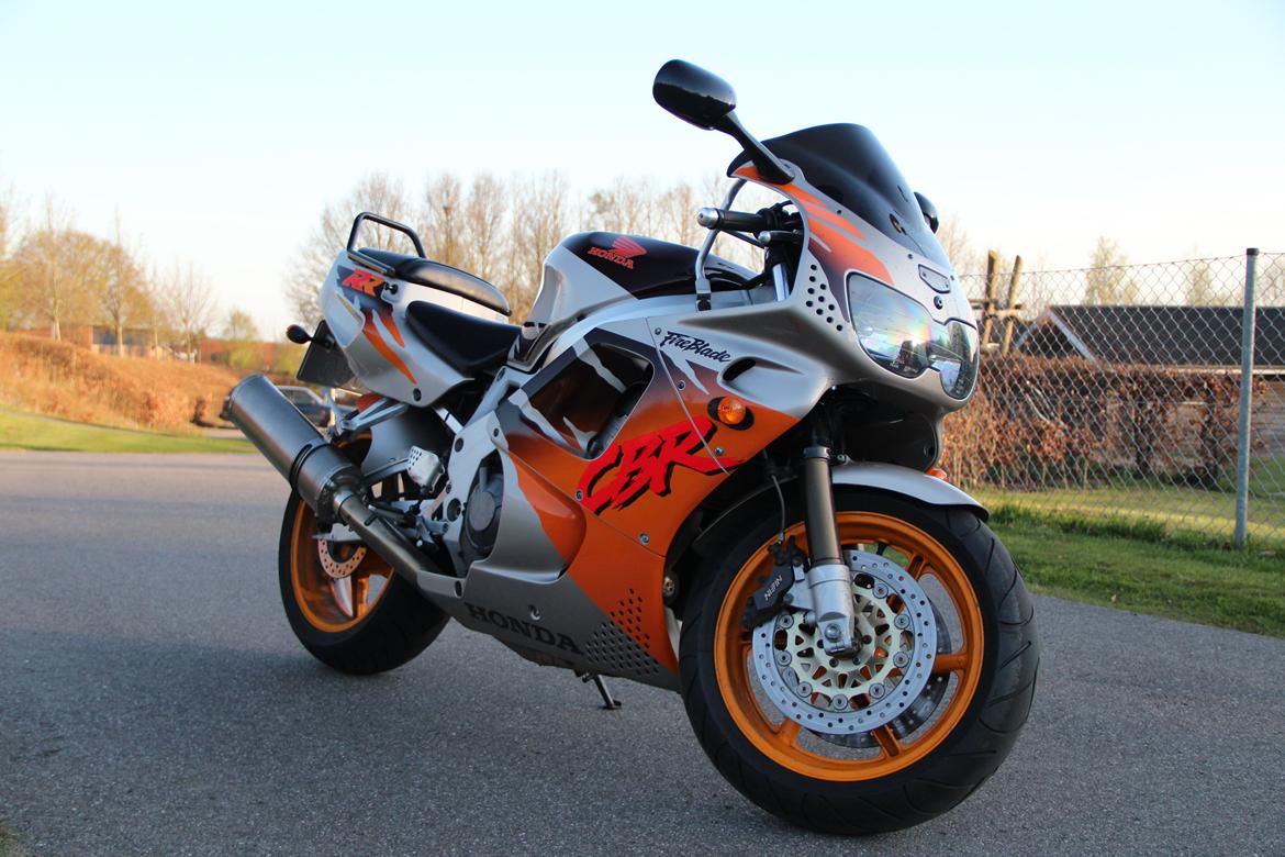 Honda Cbr 900 Fireblade --solgt-- billede 3