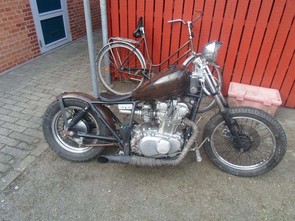 Suzuki gs 400 Bobber billede 5