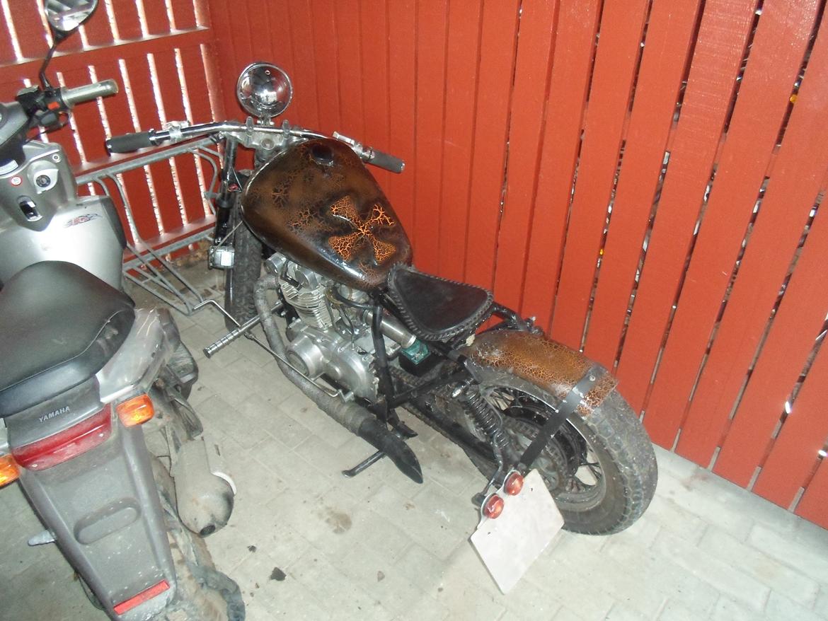 Suzuki gs 400 Bobber billede 9