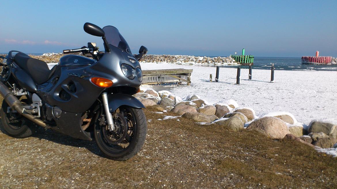 Suzuki gsx 750 f billede 2
