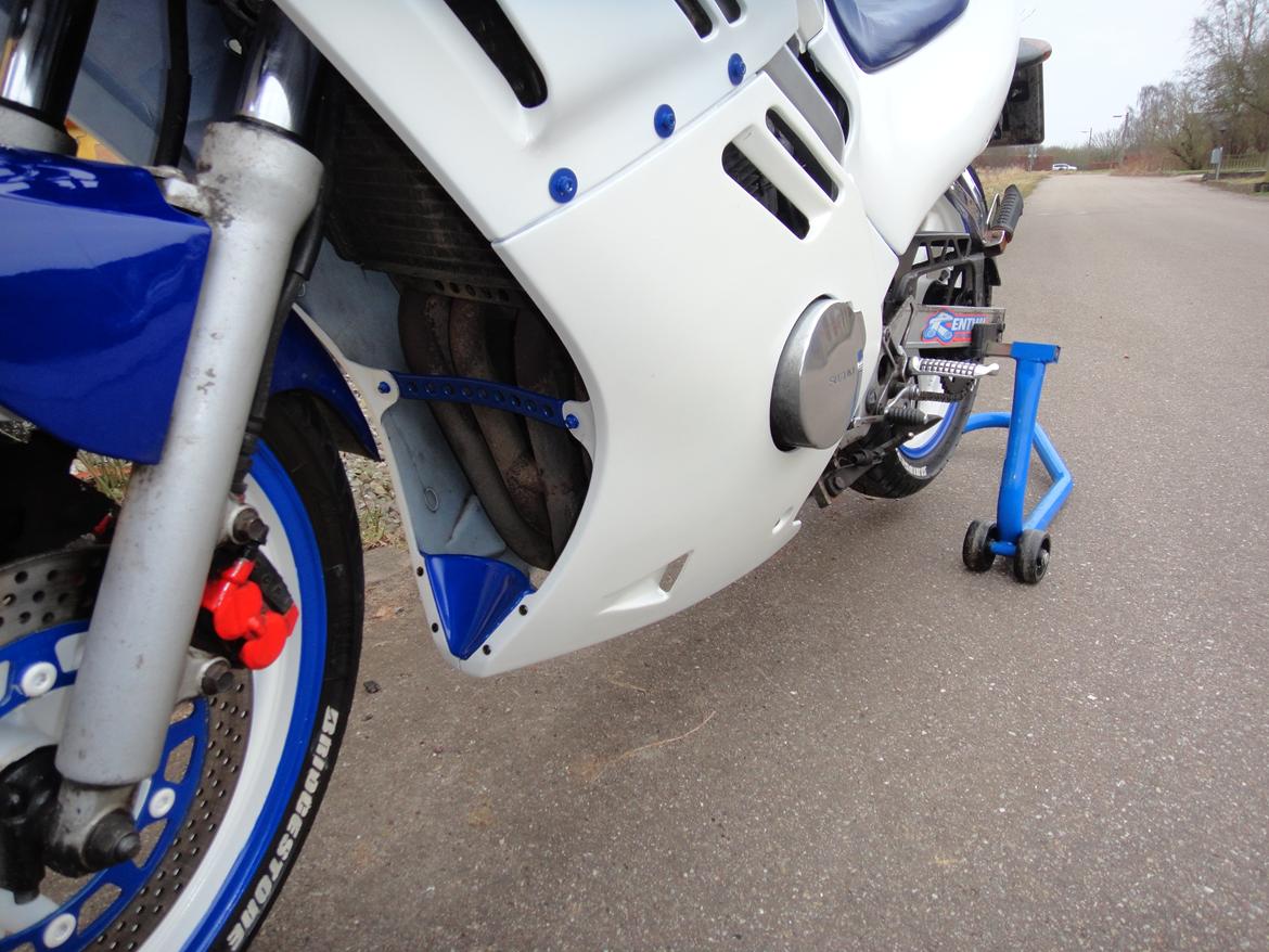 Suzuki GSX-R 250 billede 3