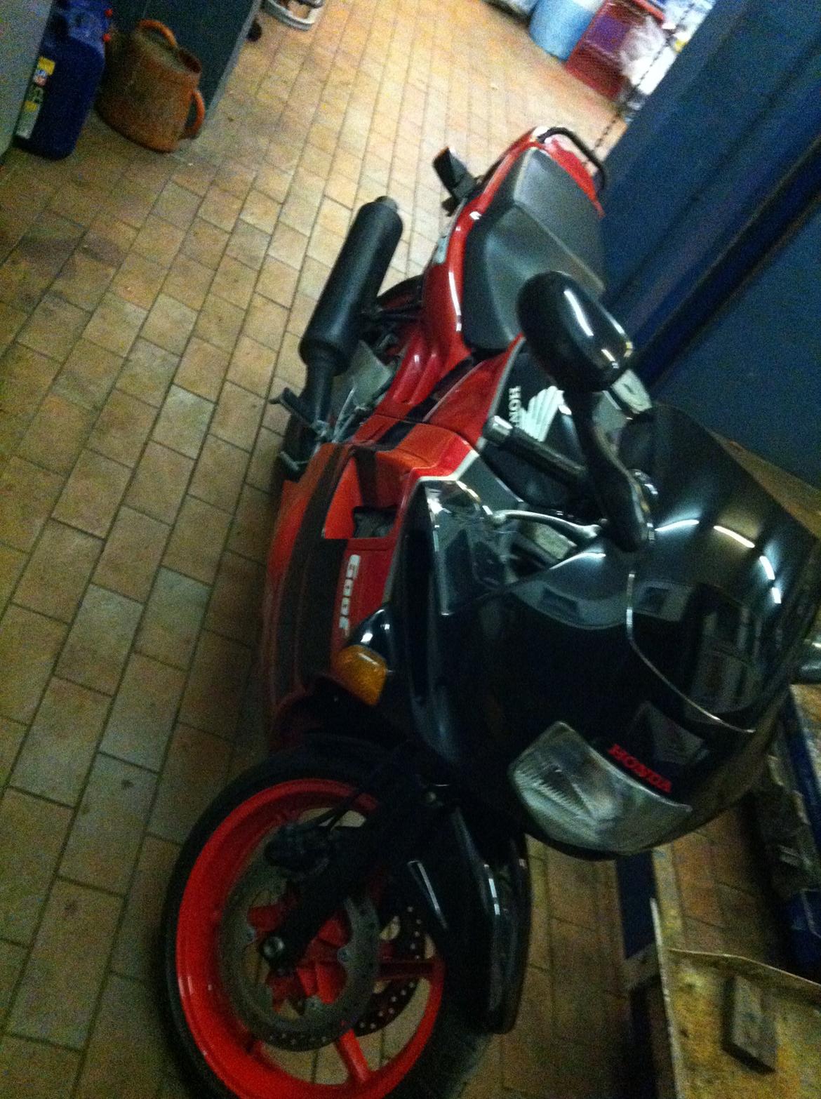 Honda Cbr 600 billede 2