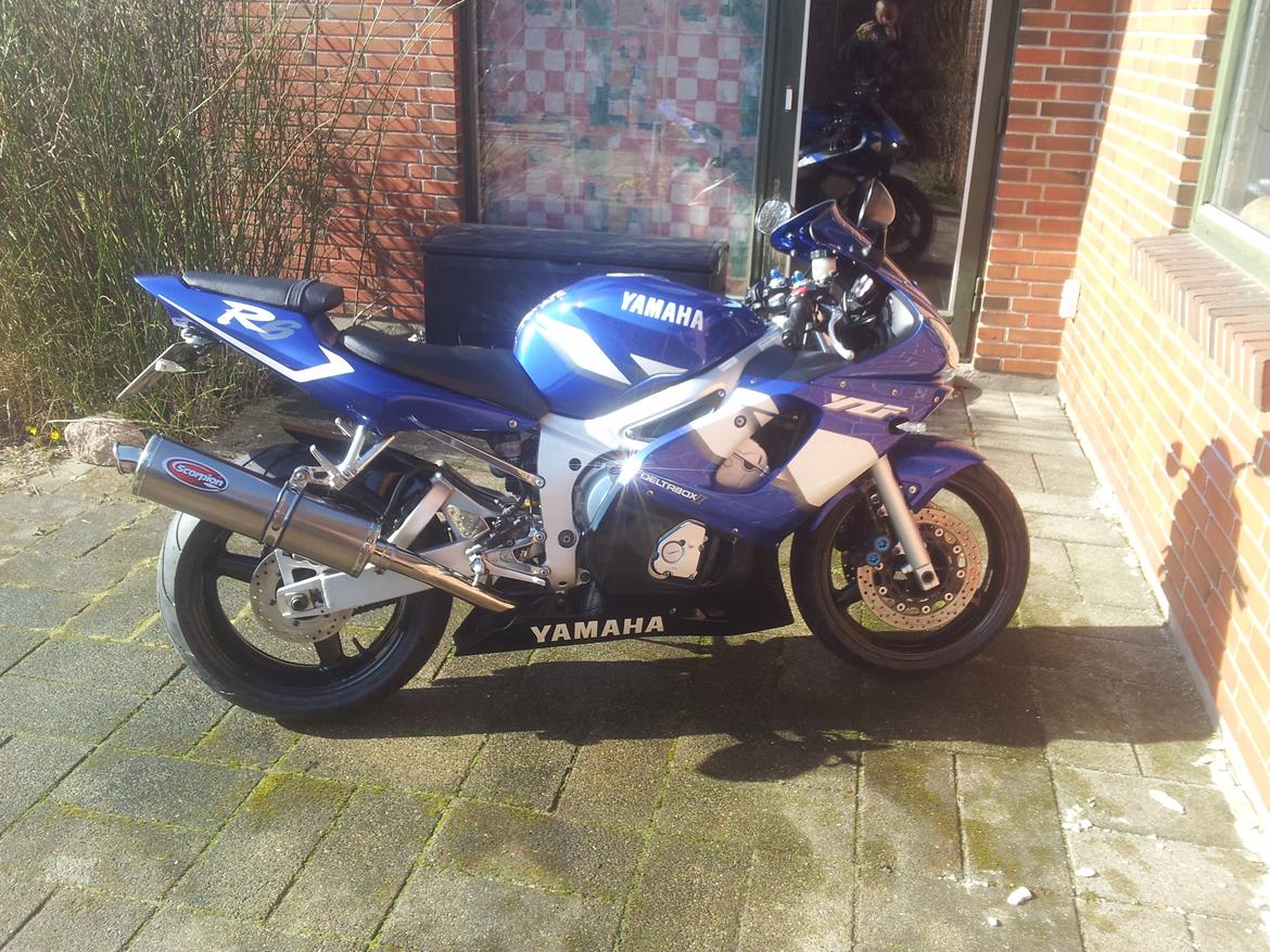 Yamaha YZF R6 billede 10