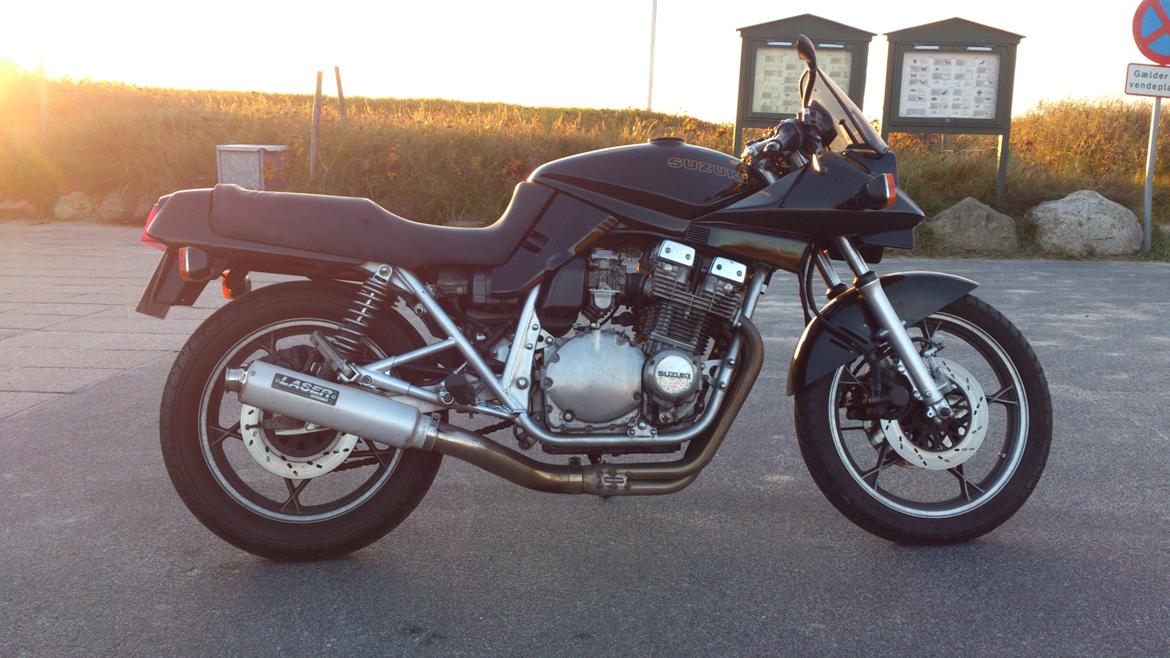 Suzuki gsx 750 s Katana billede 4