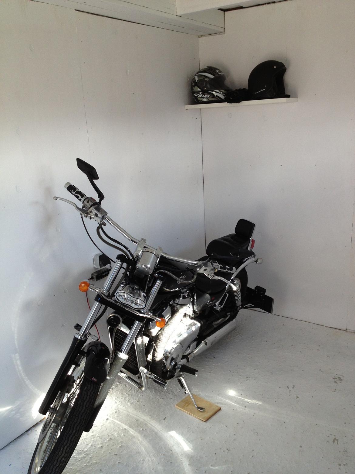 Suzuki intruder (solgt) billede 17