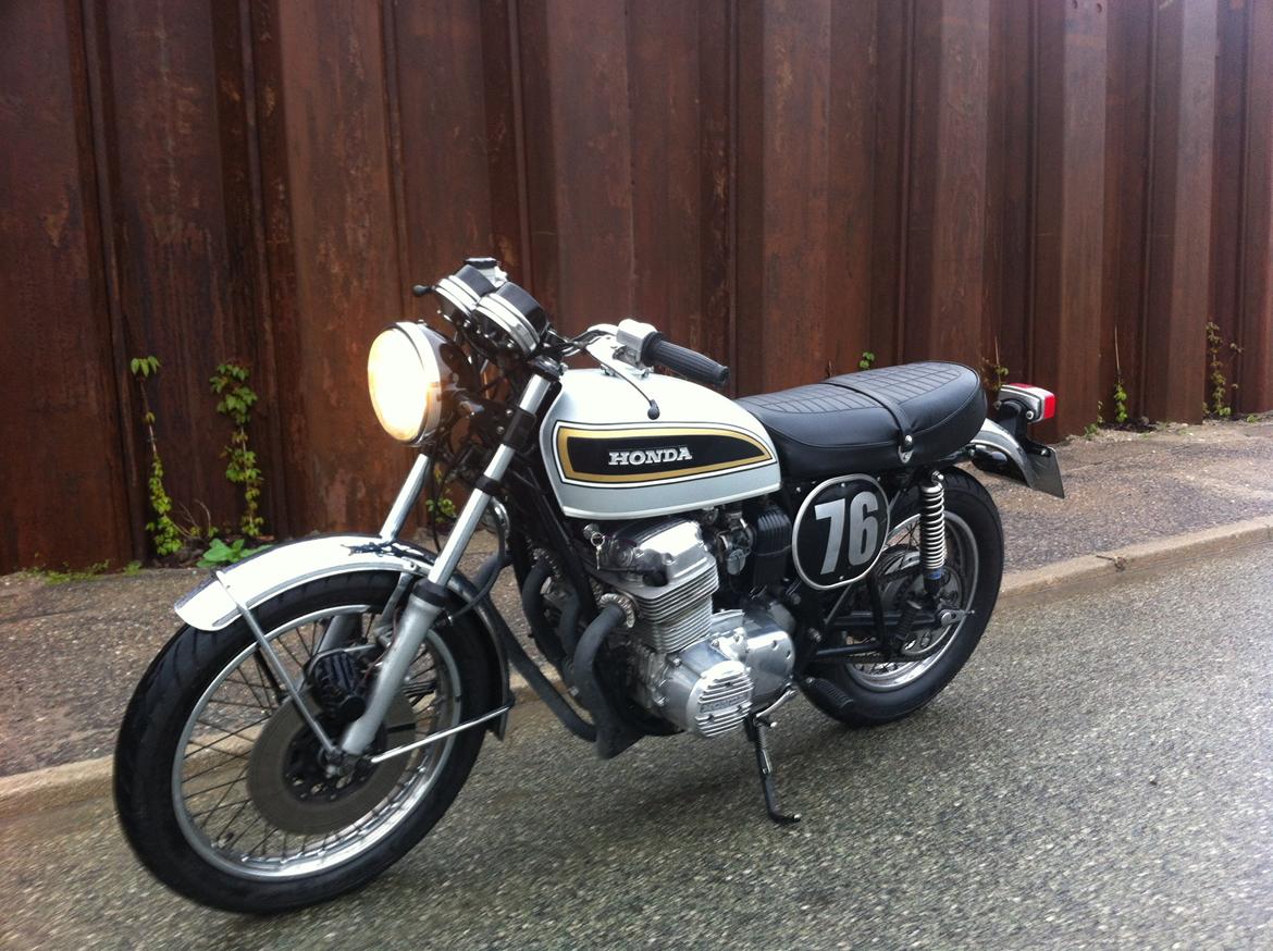 Honda CB 750 K6 billede 2