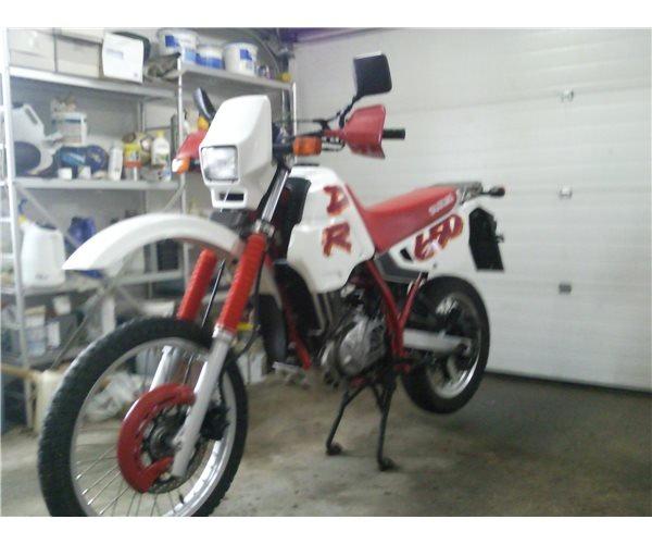 Suzuki DR 650 R billede 2