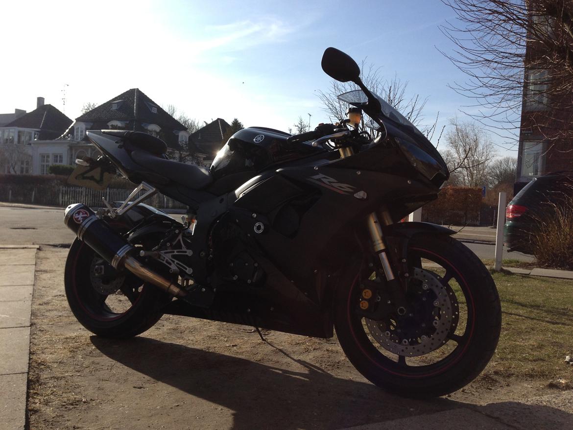 Yamaha R6 billede 4