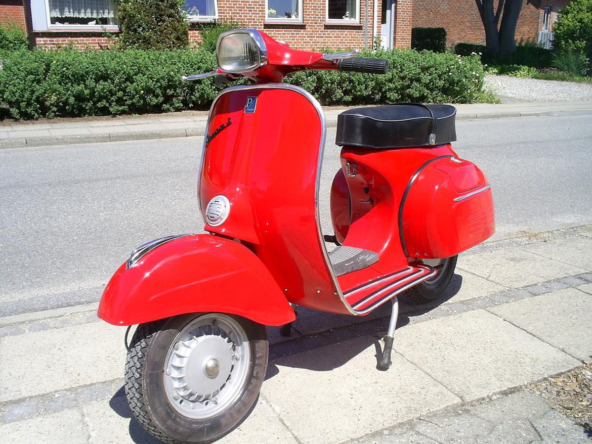 Vespa 150 sprint billede 1