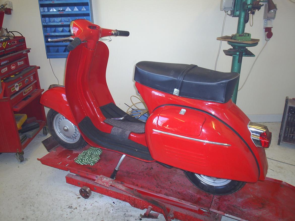 Vespa 150 sprint billede 2