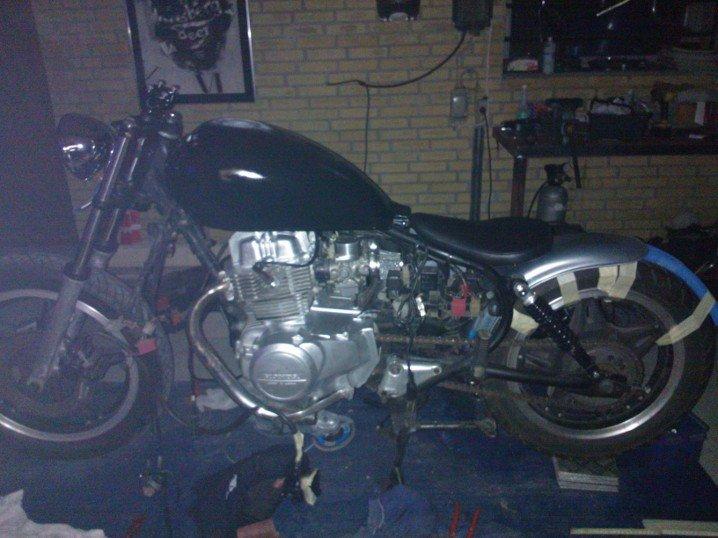 Honda CM 400 T billede 1