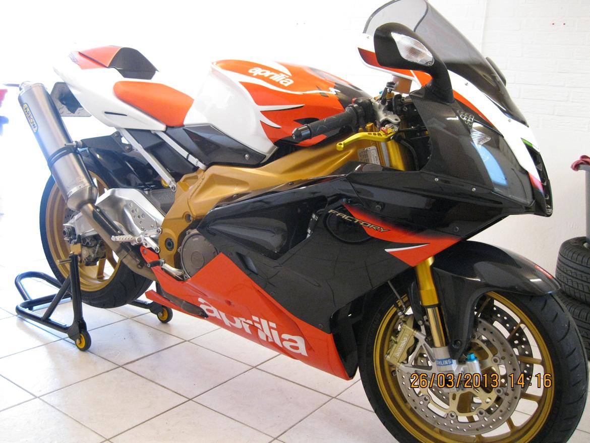 Aprilia RSV Mille 1000 Factory billede 2