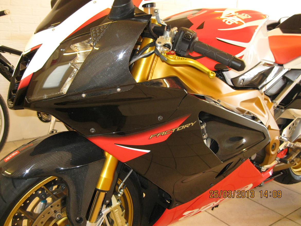 Aprilia RSV Mille 1000 Factory billede 4