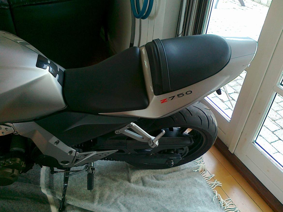 Kawasaki Z750 SOLGT billede 4