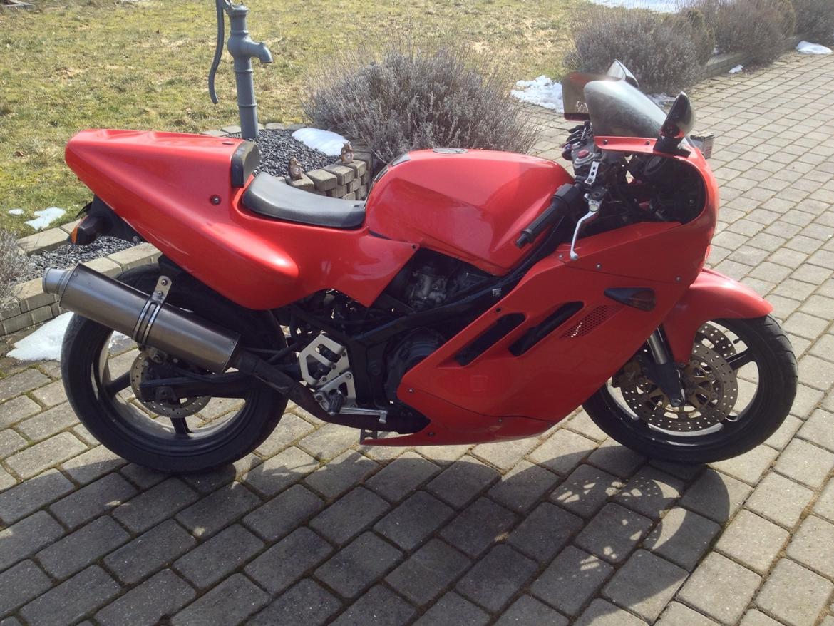 Suzuki Gsx 400 ( Gsxr 400 ) billede 7