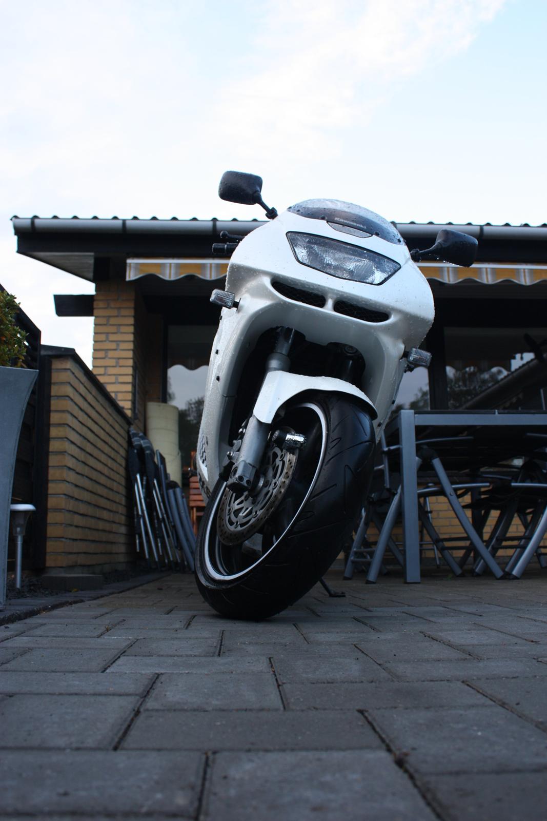 Kawasaki ZX6R billede 6