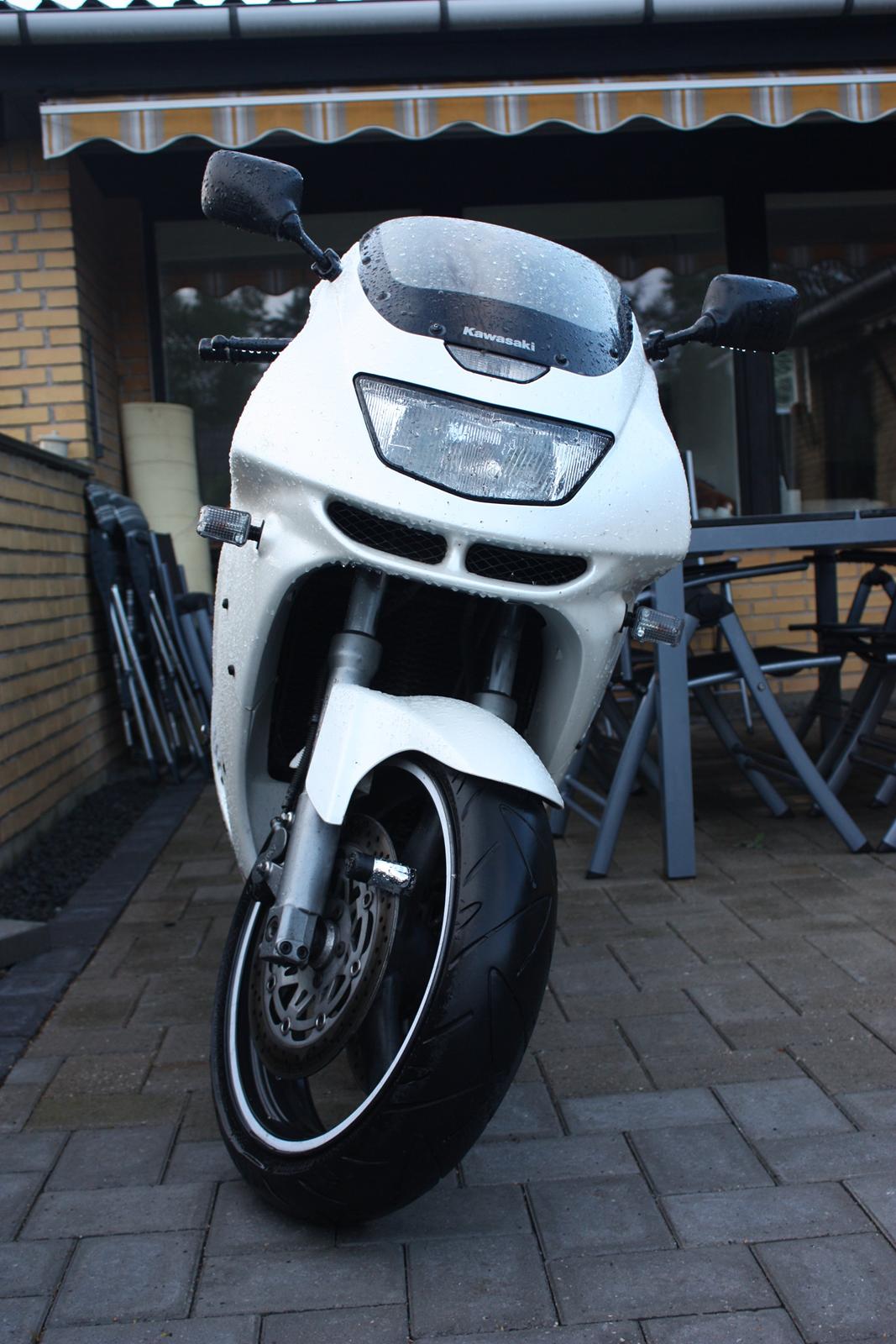 Kawasaki ZX6R billede 7