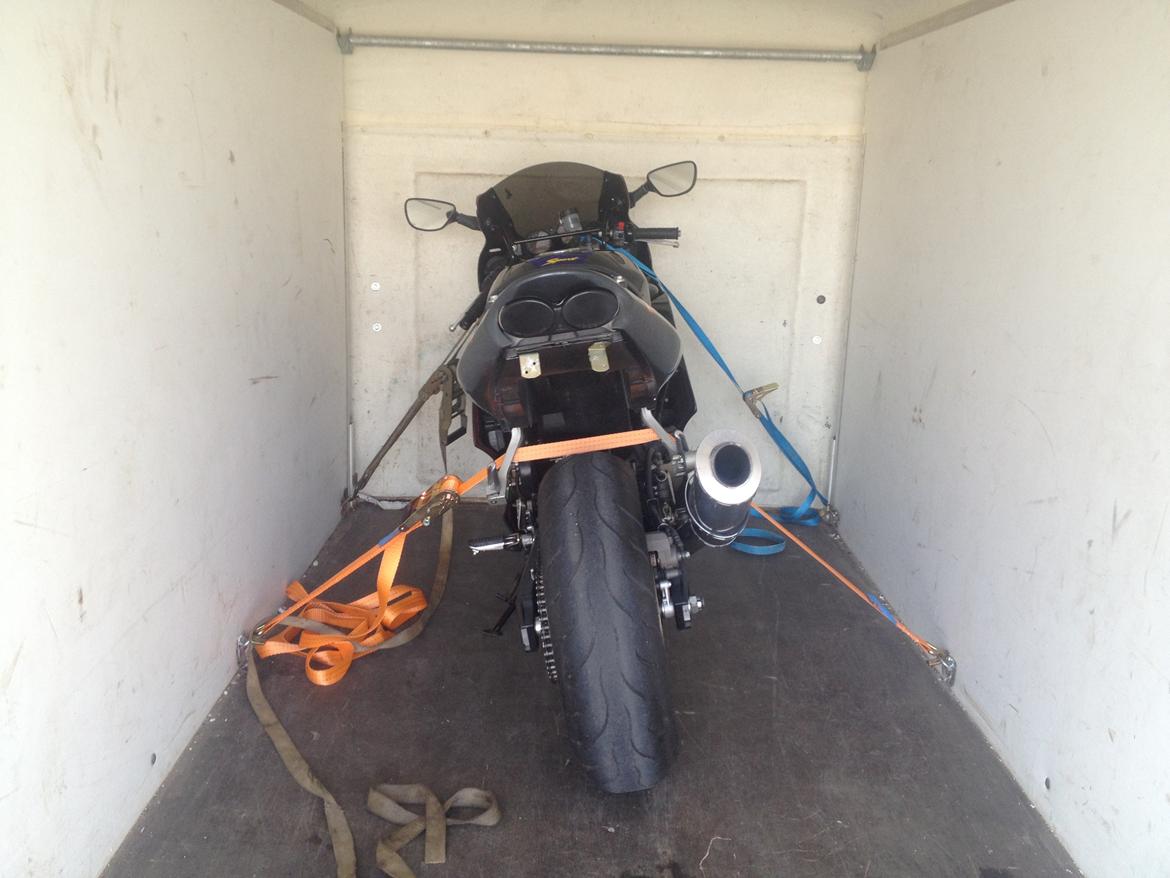 Kawasaki ZX6R billede 5