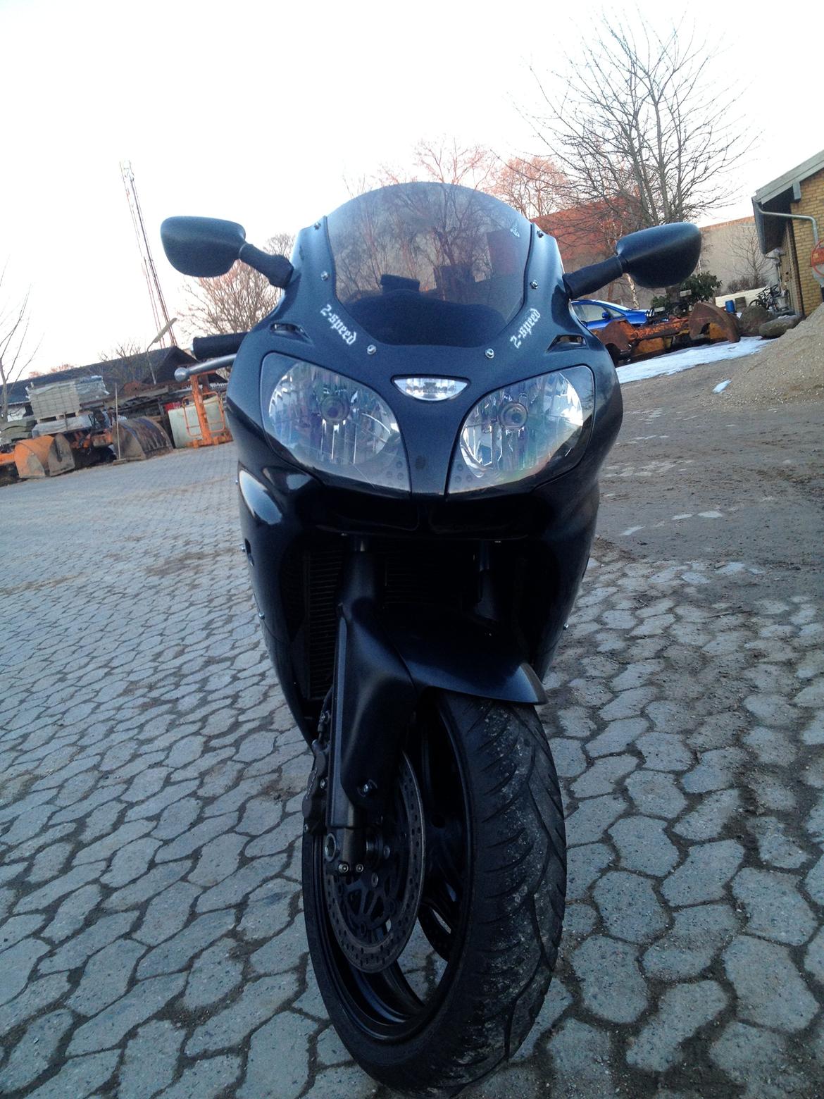 Kawasaki ZX6R billede 12