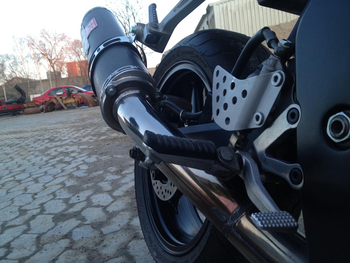 Kawasaki ZX6R billede 13