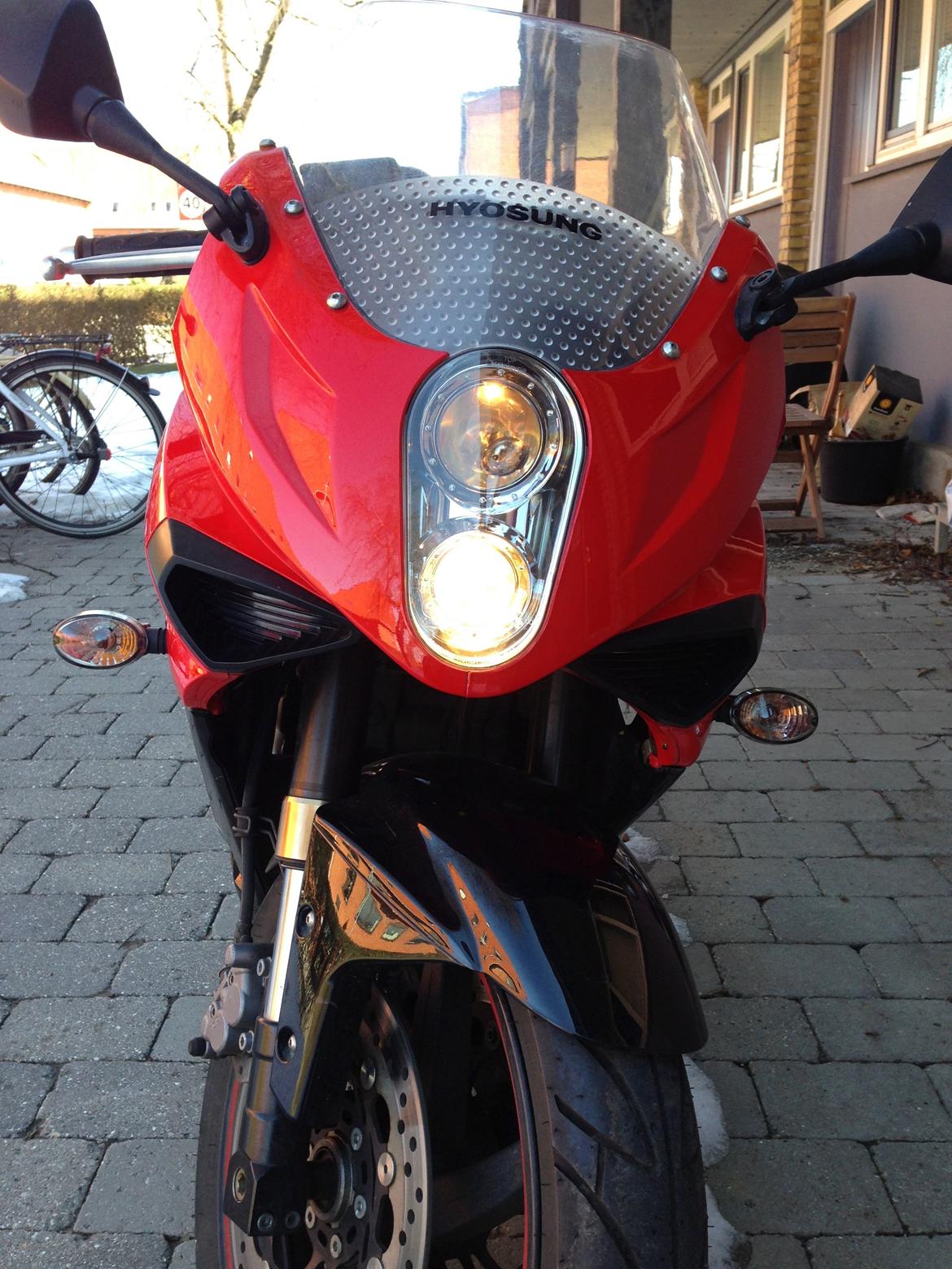 Hyosung GT250R billede 2