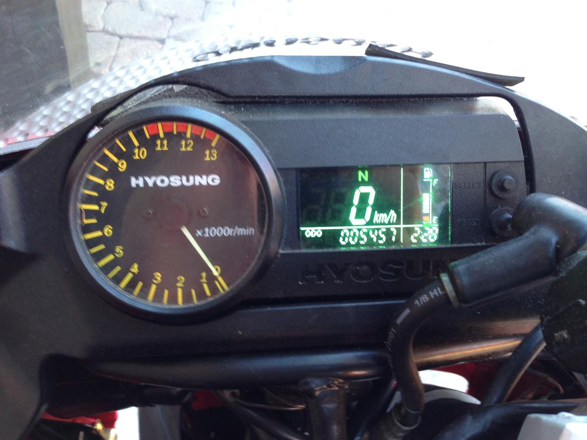 Hyosung GT250R billede 3