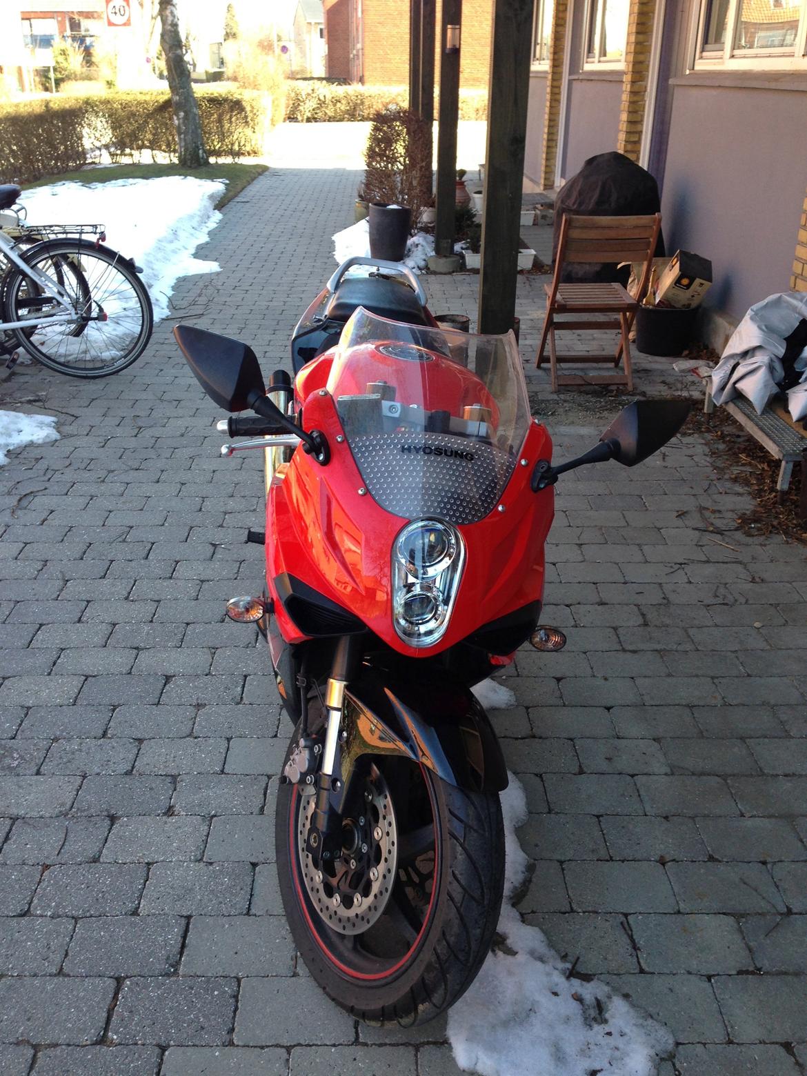 Hyosung GT250R billede 11